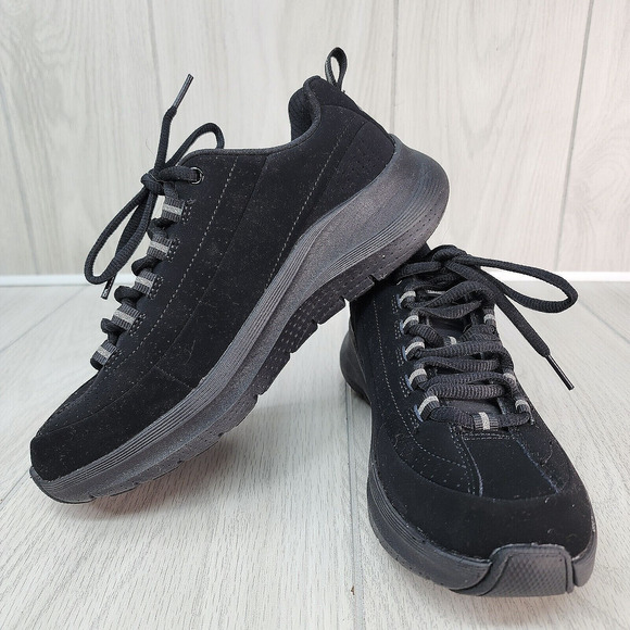 Skechers Shoes - Arch Fit Skechers Women's 7.5 Sneakers Black Air-Cooled SN 150062